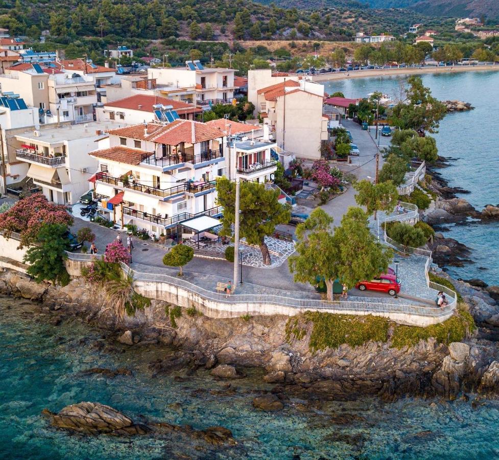 Magda Rooms "Sea View" Neos Marmaras Esterno foto